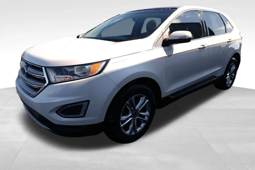 2015 Ford Edge SEL photo 1