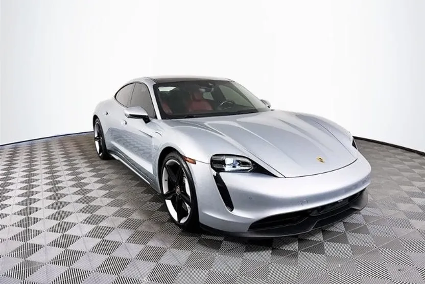 2020 Porsche Taycan 4S photo 1