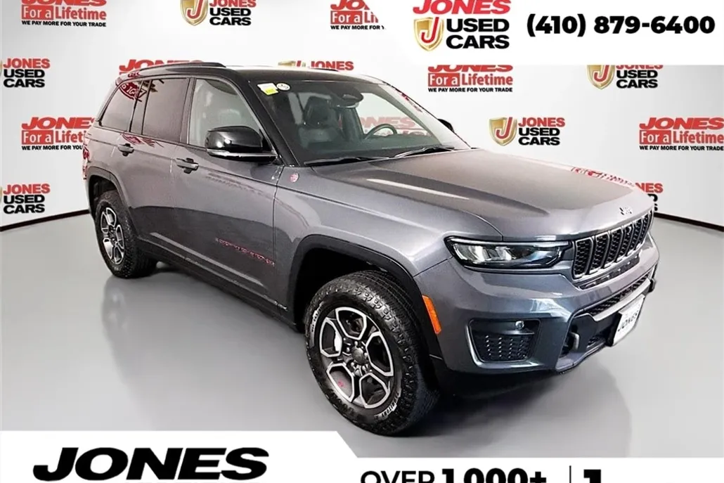 2022 Jeep Grand Cherokee Trailhawk photo 1