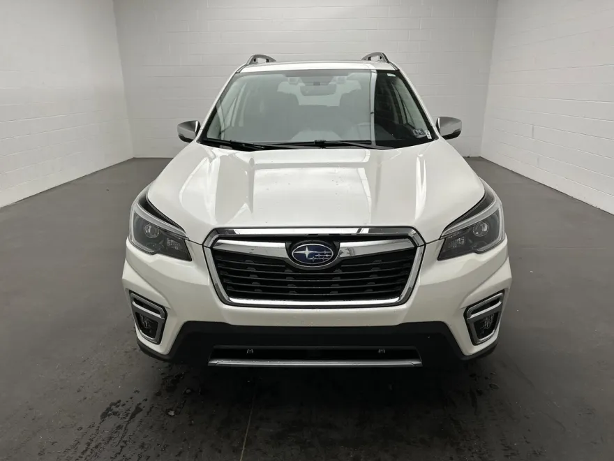 2021 Subaru Forester Touring photo 1