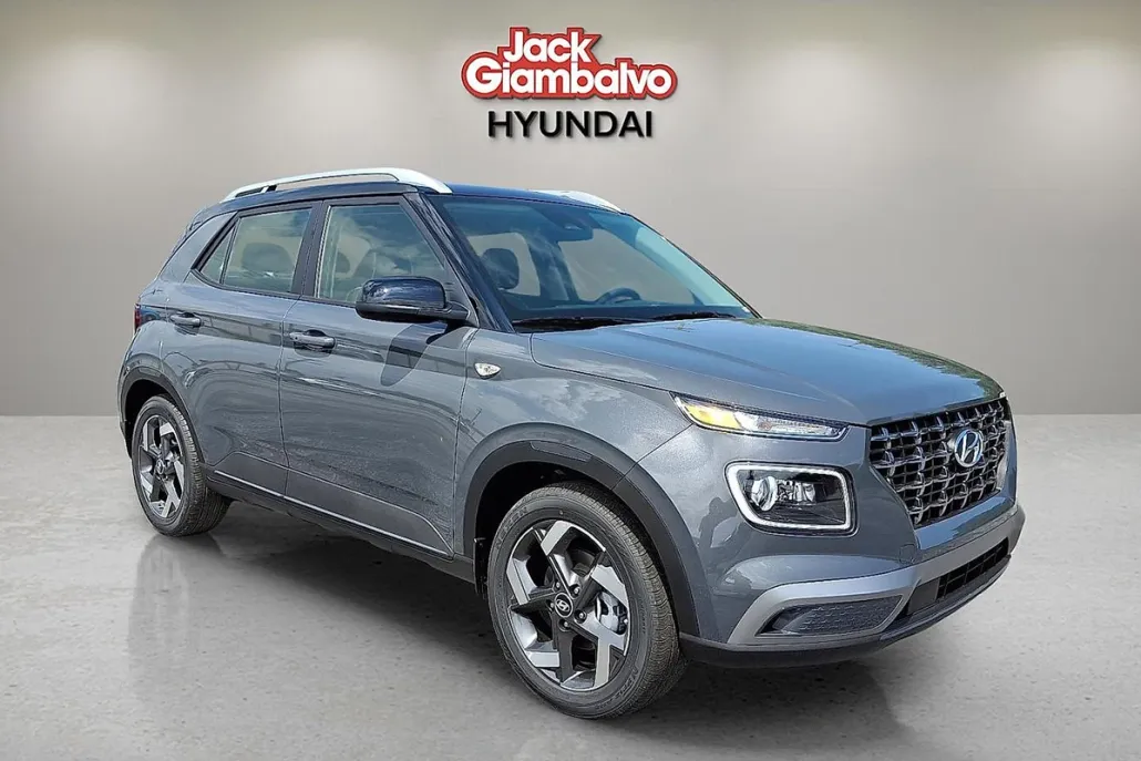 2025 Hyundai Venue Limited photo 1