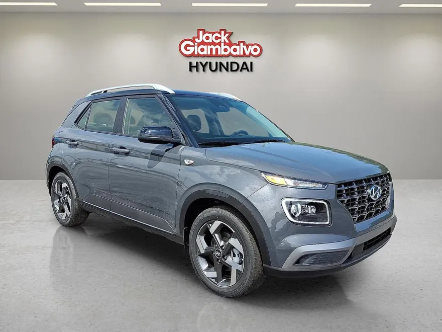 2025 Hyundai Venue Limited photo 1
