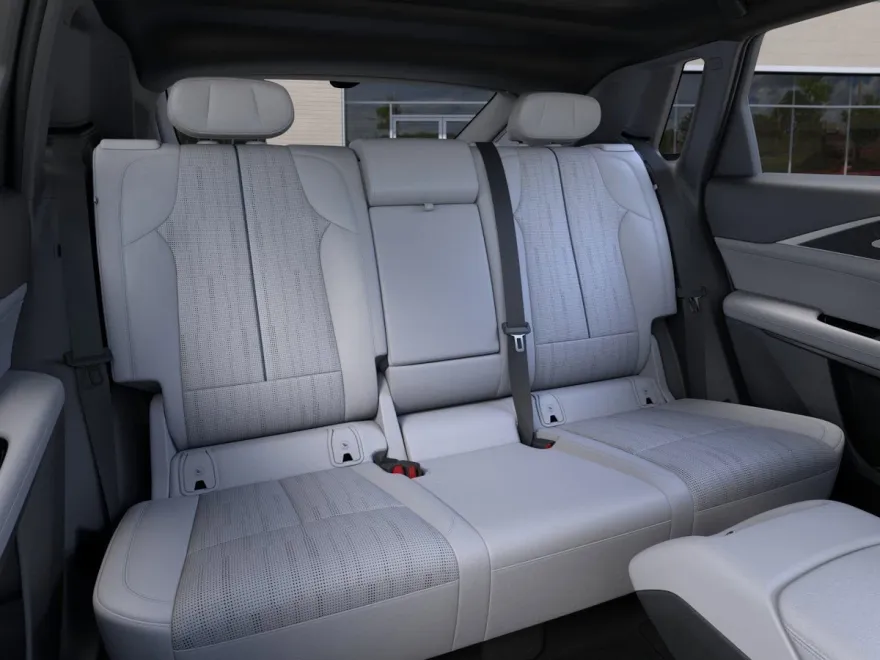 2025 Cadillac Lyriq Luxury photo 16