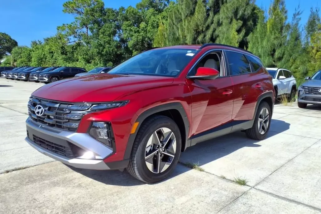 2026 Hyundai Tucson SEL photo 1