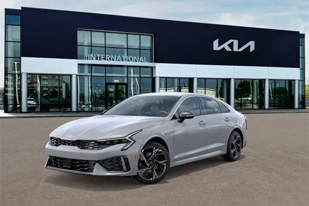 2026 Kia K5 GT-Line photo 1