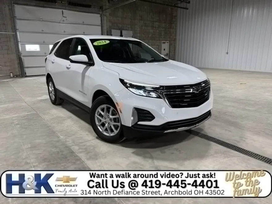 2024 Chevrolet Equinox LT photo 1