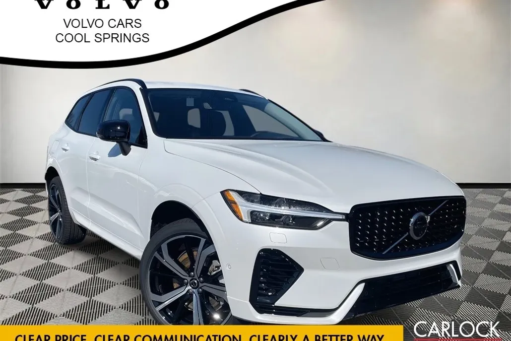 2025 Volvo XC60 T8 photo 1