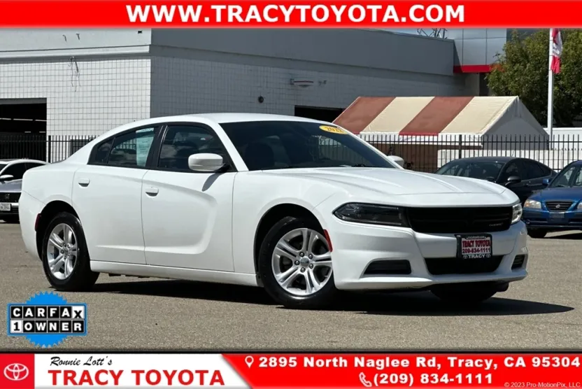 2022 Dodge Charger SXT photo 1