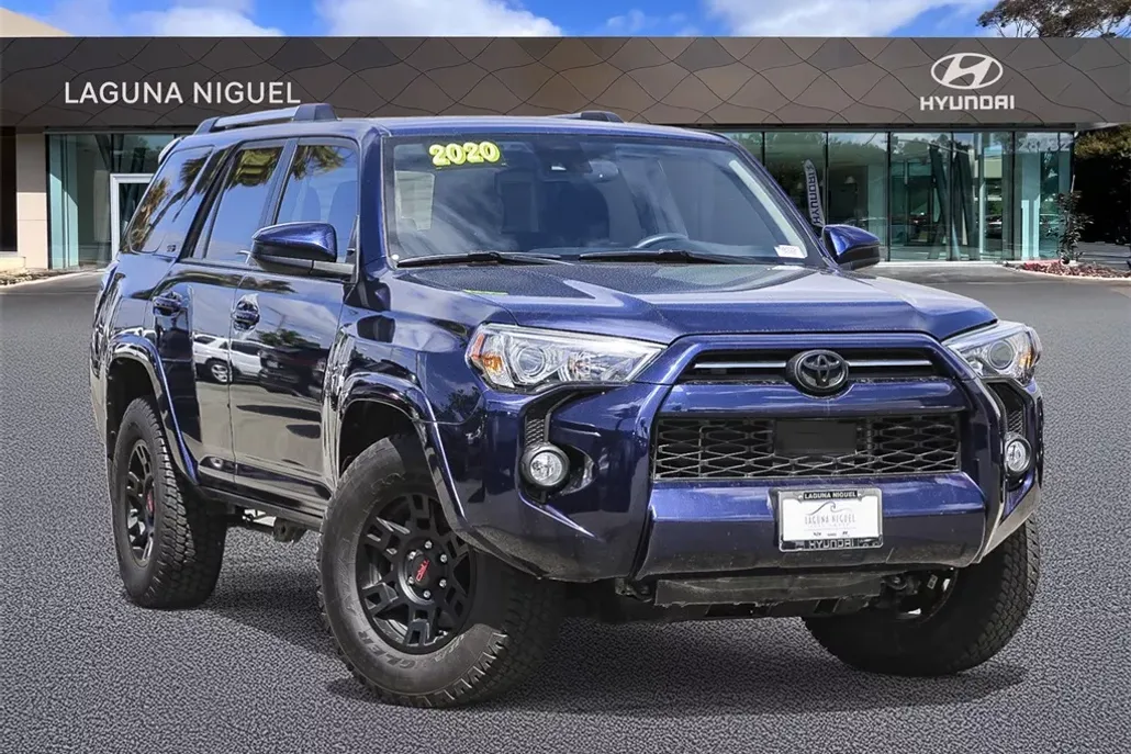 2020 Toyota 4Runner SR5 photo 1