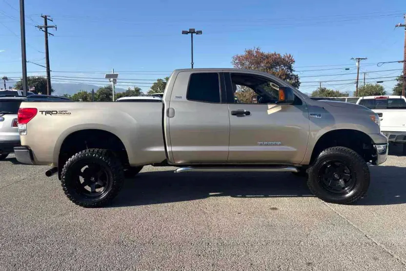 2008 Toyota Tundra SR5 photo 1