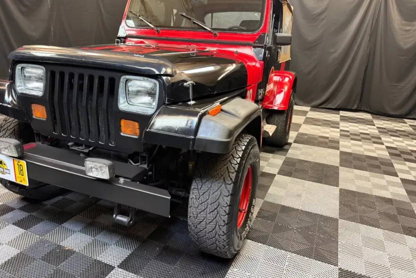 1991 Jeep Wrangler Base photo 1