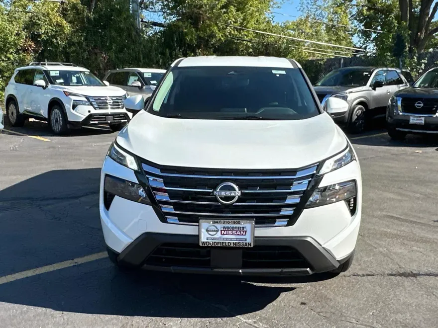 2026 Nissan Rogue SV photo 1