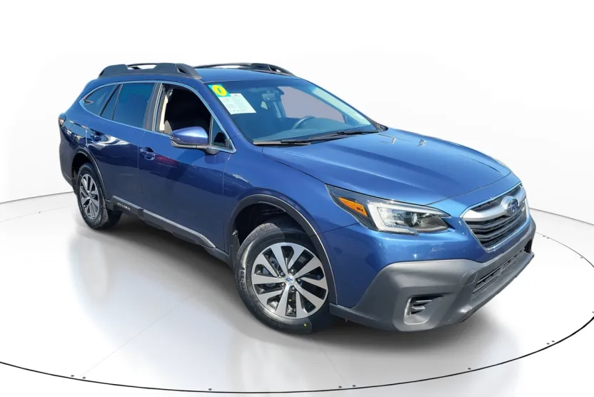 2020 Subaru Outback Premium photo 1
