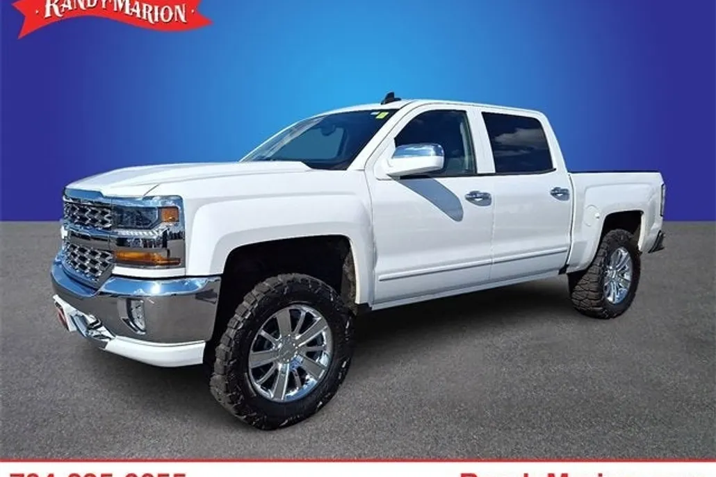 2017 Chevrolet Silverado 1500 LT2 photo 1