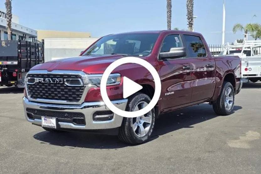 2025 Ram 1500 Tradesman photo 1