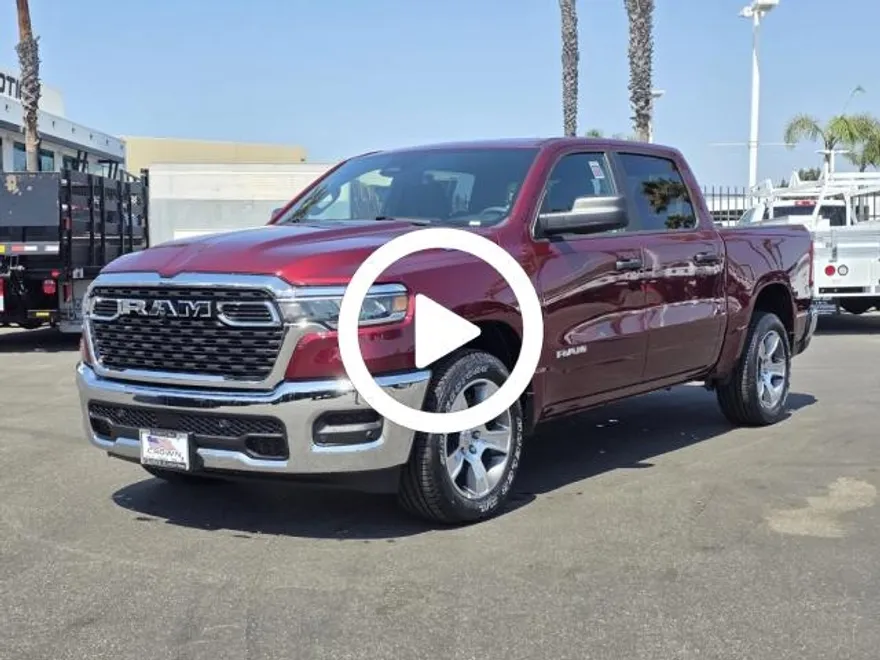 2025 Ram 1500 Tradesman photo 1