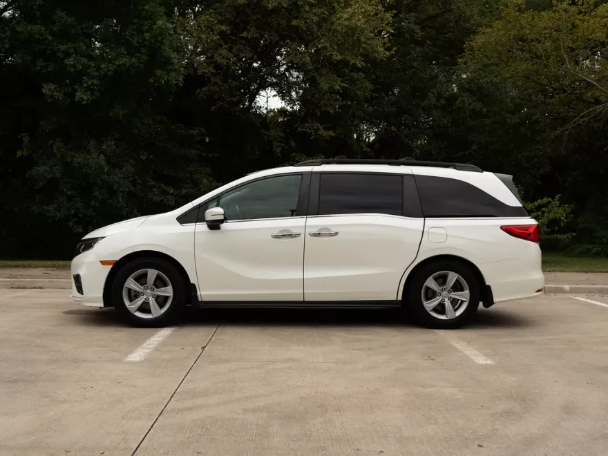 2018 Honda Odyssey EX-L photo 1