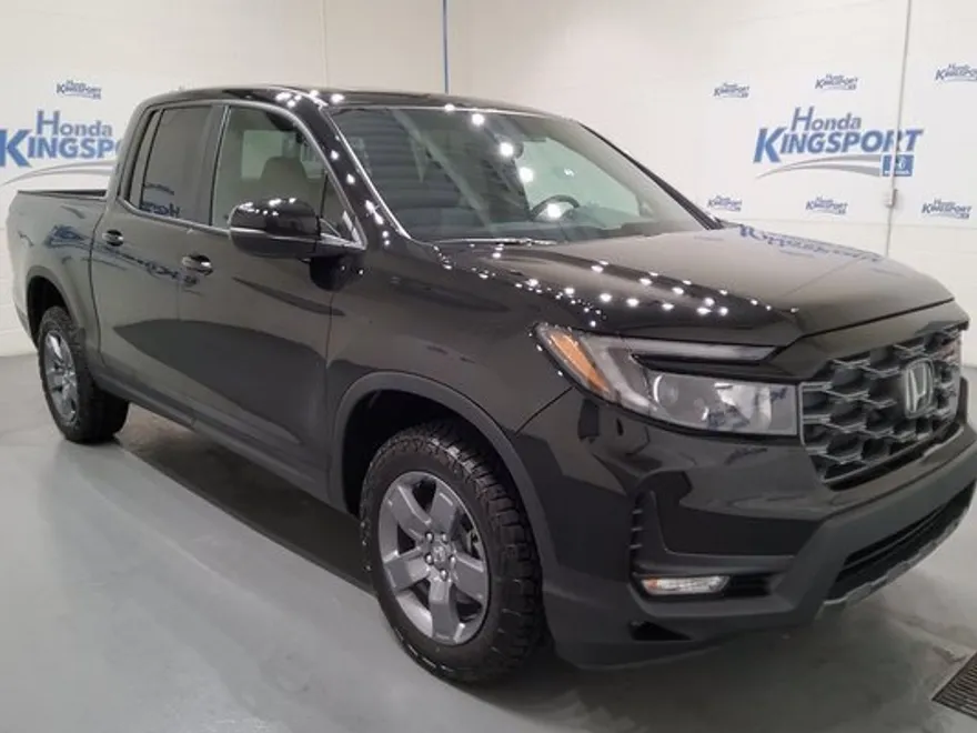 2025 Honda Ridgeline TrailSport photo 1