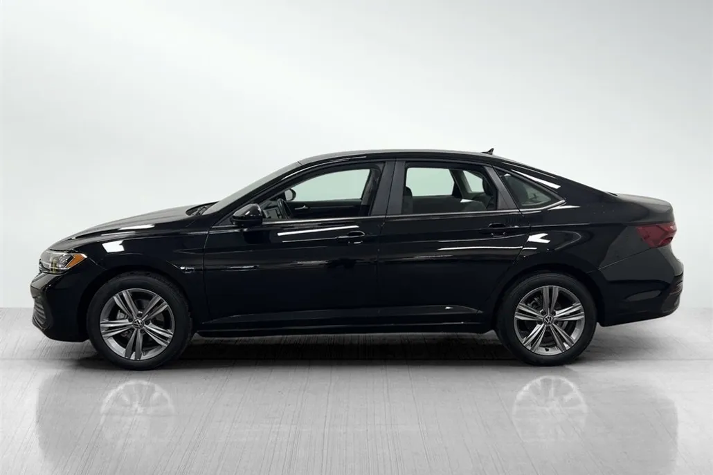 2024 Volkswagen Jetta 1.5T SE photo 1