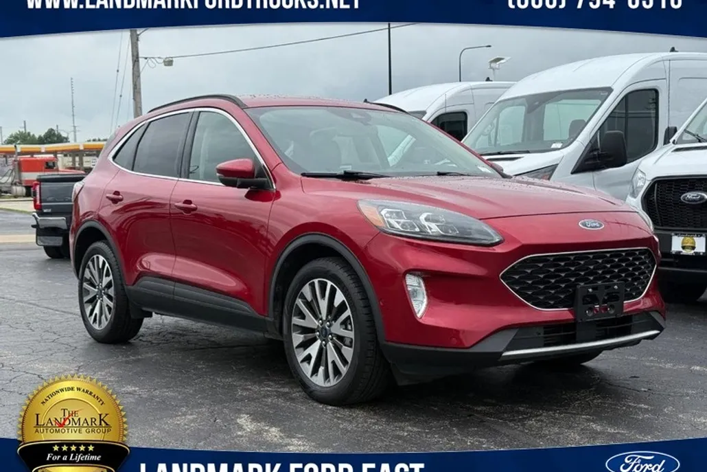 2020 Ford Escape Titanium photo 1