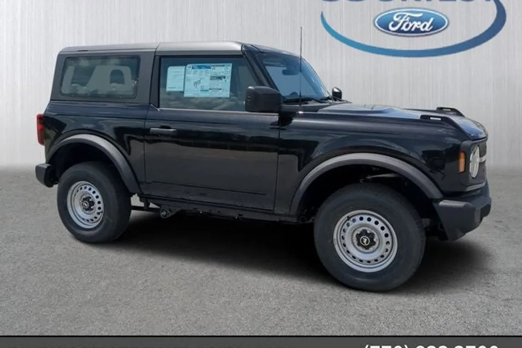 2025 Ford Bronco Base photo 1