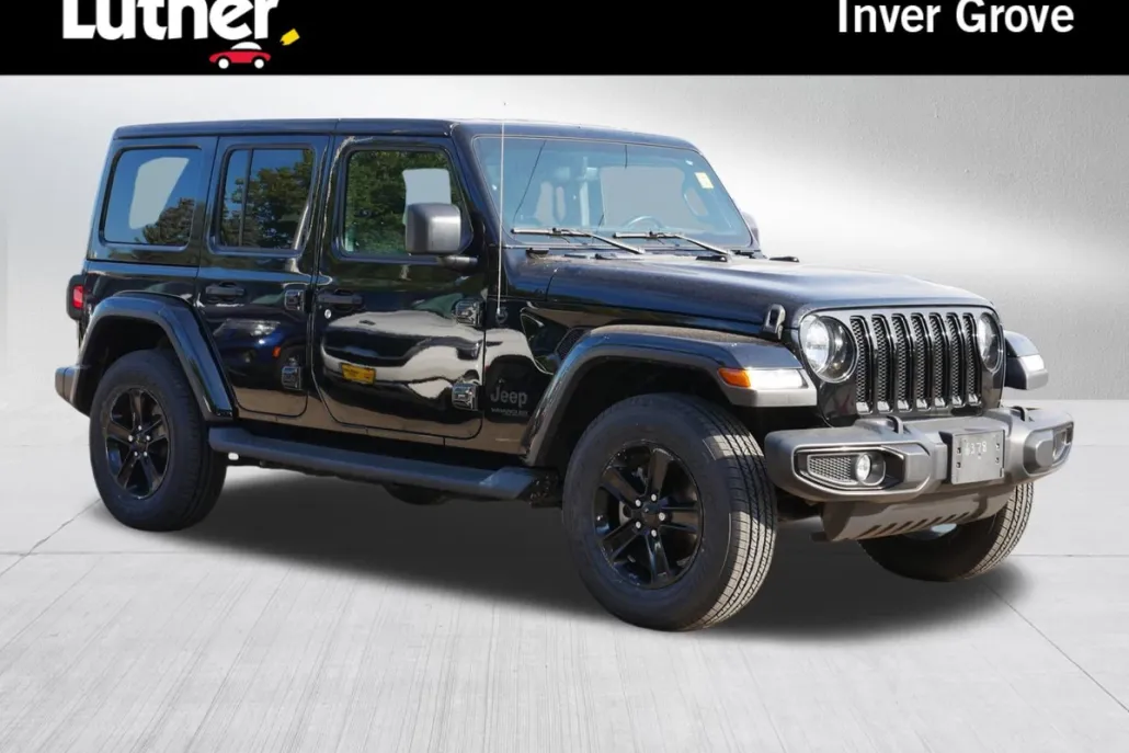 2020 Jeep Wrangler Unlimited Sahara Altitude photo 1