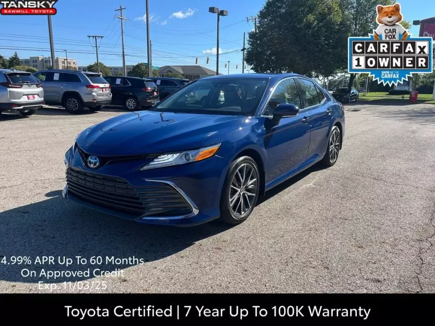 2023 Toyota Camry Hybrid XLE photo 1