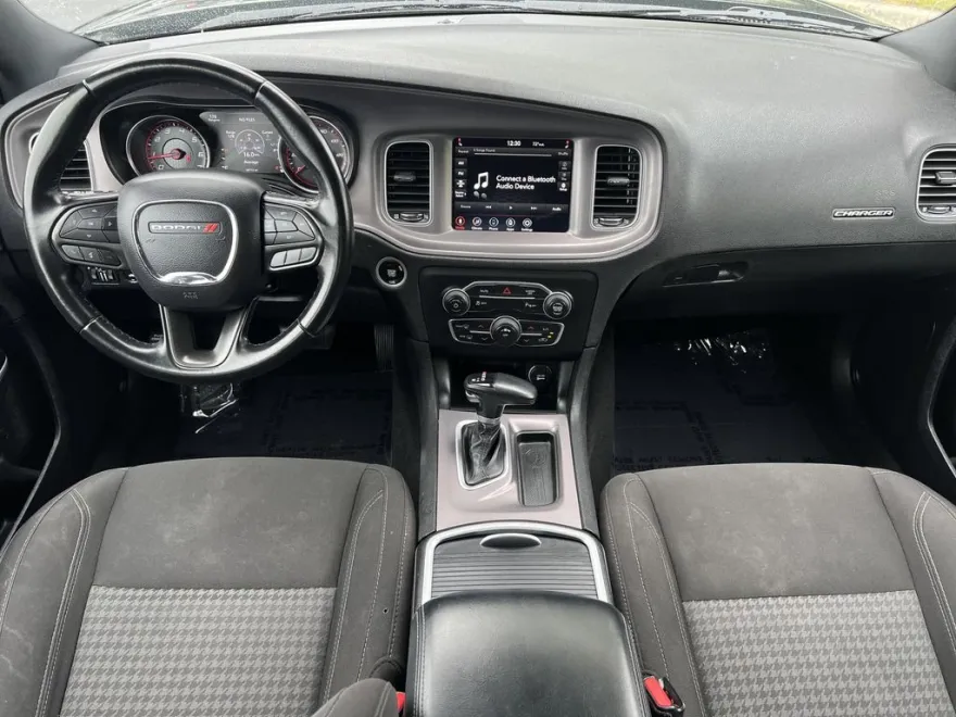 2023 Dodge Charger SXT photo 1