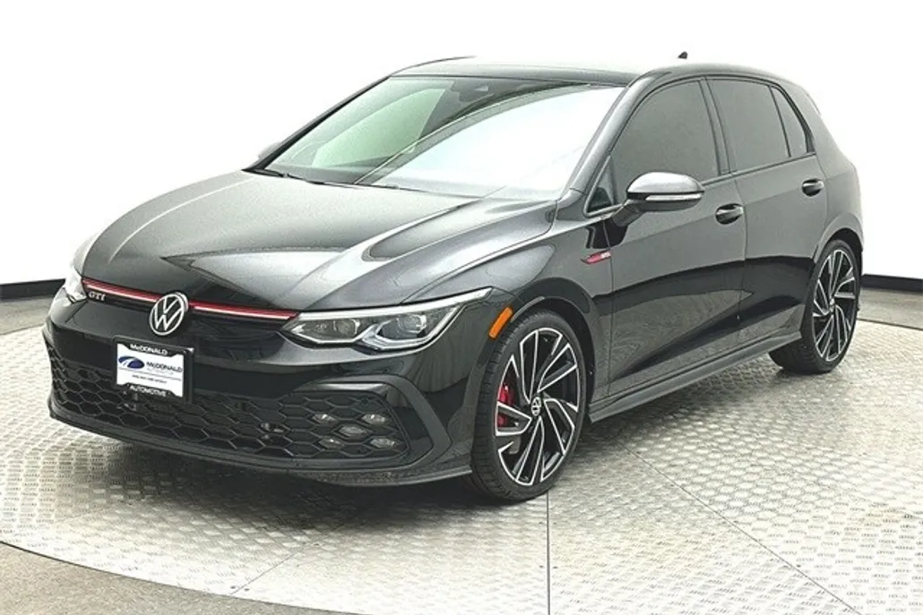 2024 Volkswagen Golf GTI Autobahn photo 1