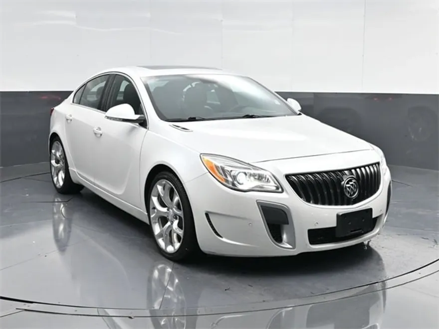 2017 Buick Regal Turbo GS photo 1