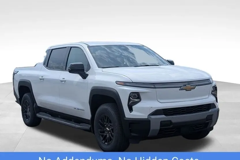 2025 Chevrolet Silverado EV LT photo 1