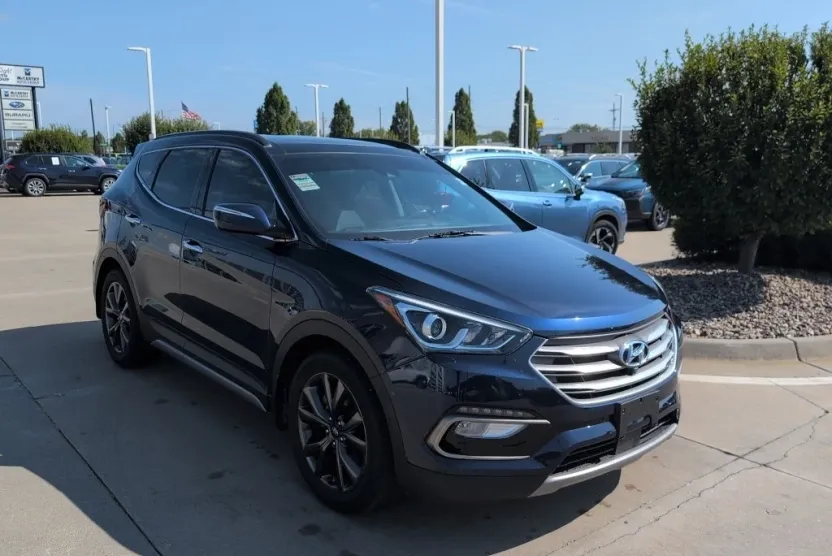2017 Hyundai Santa Fe Sport 2.0T Ultimate photo 1
