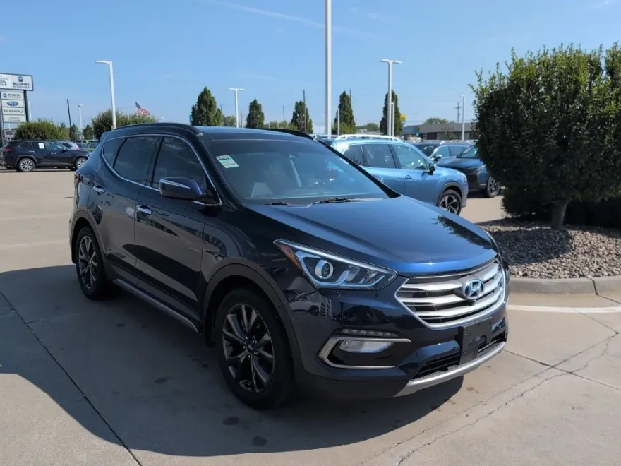 2017 Hyundai Santa Fe Sport 2.0T Ultimate photo 1