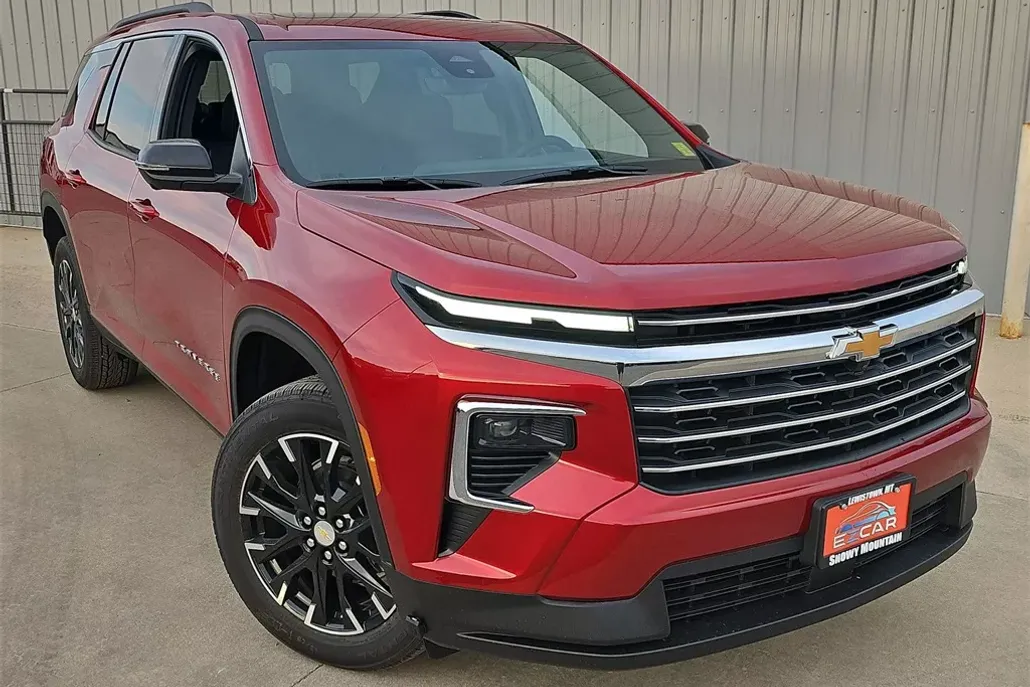 2026 Chevrolet Traverse photo 1