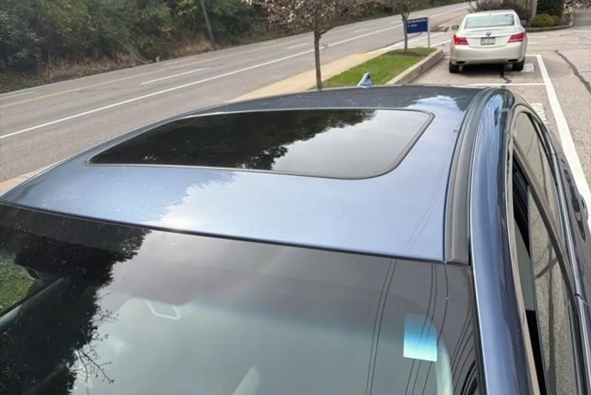 2018 Subaru Legacy Limited photo 1