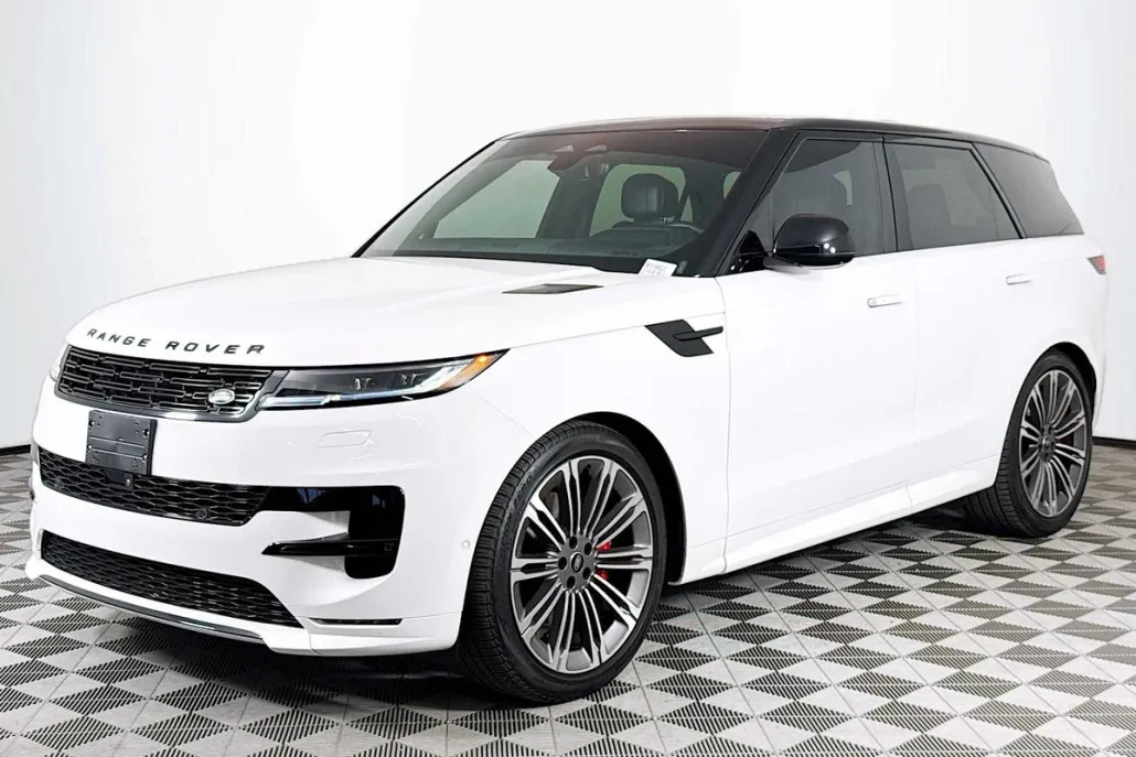 2024 Land Rover Range Rover Sport SE photo 1