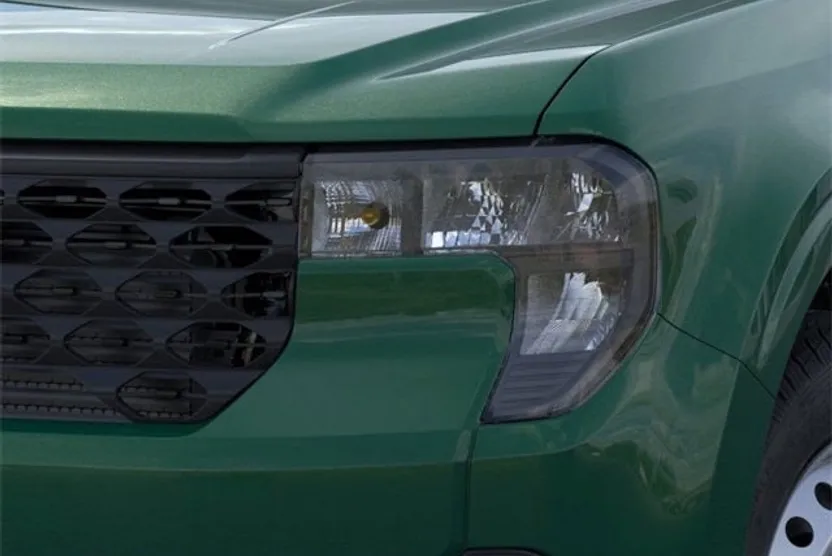 2025 Ford Maverick XL photo 1