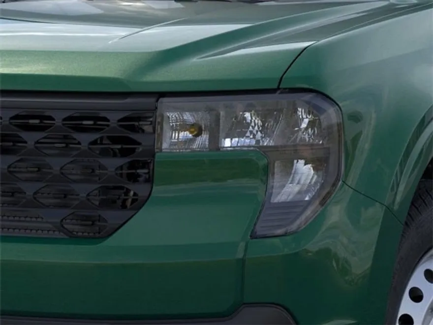2025 Ford Maverick XL photo 1