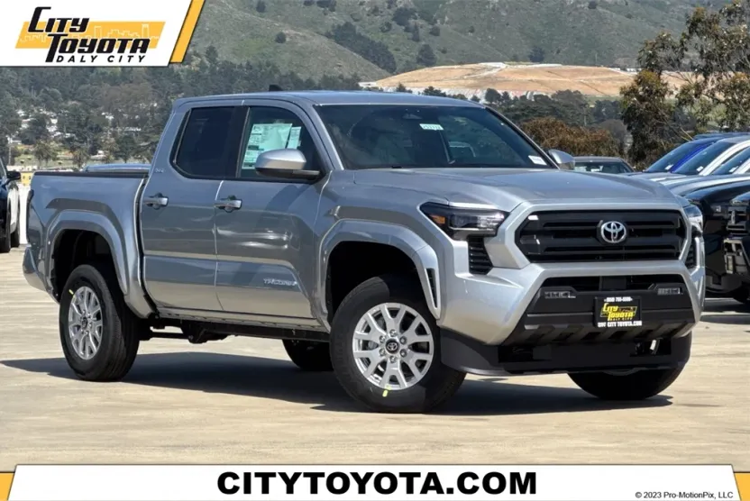 2025 Toyota Tacoma SR5 Double Cab photo 1