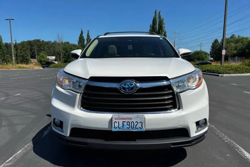2016 Toyota Highlander Limited Hybrid Sport photo 1