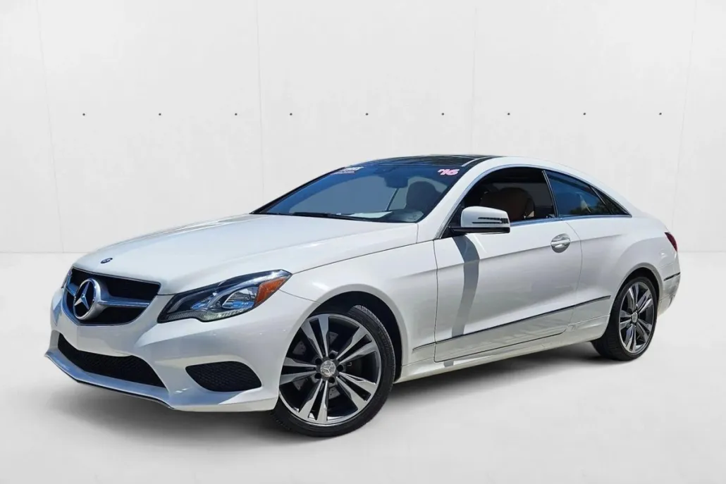 2016 Mercedes Benz E 400 Coupe photo 1