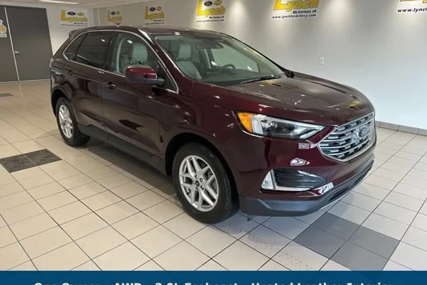 2022 Ford Edge SEL photo 1