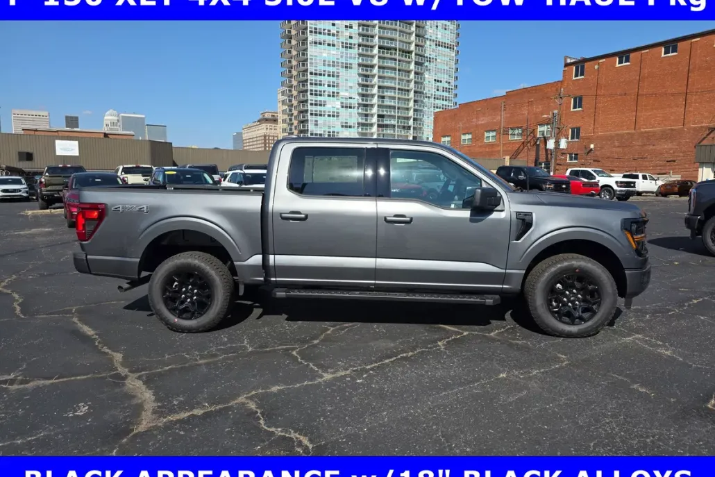 2025 Ford F-150 XLT photo 1