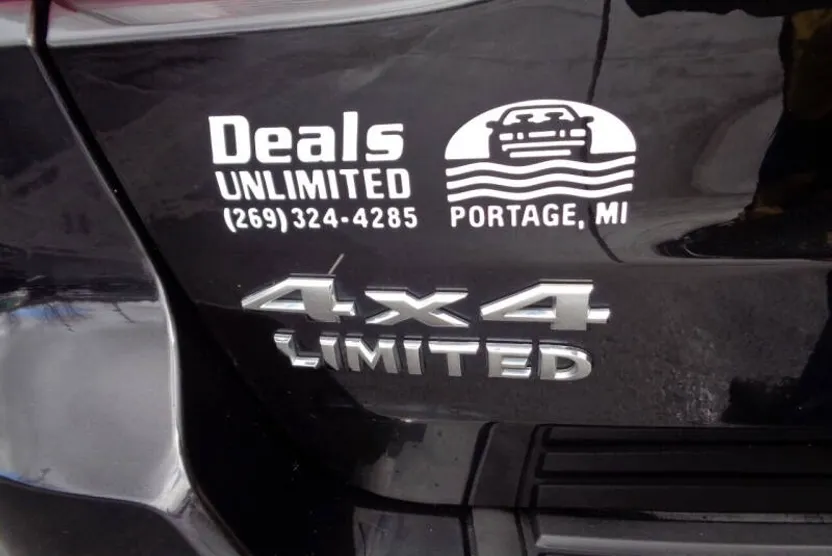 2013 Jeep Grand Cherokee Limited photo 1