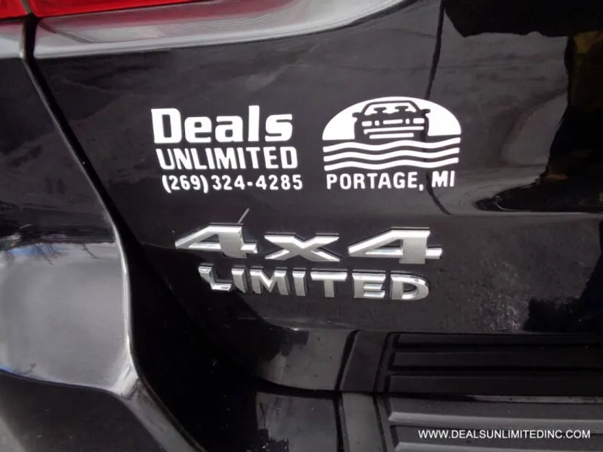 2013 Jeep Grand Cherokee Limited photo 1