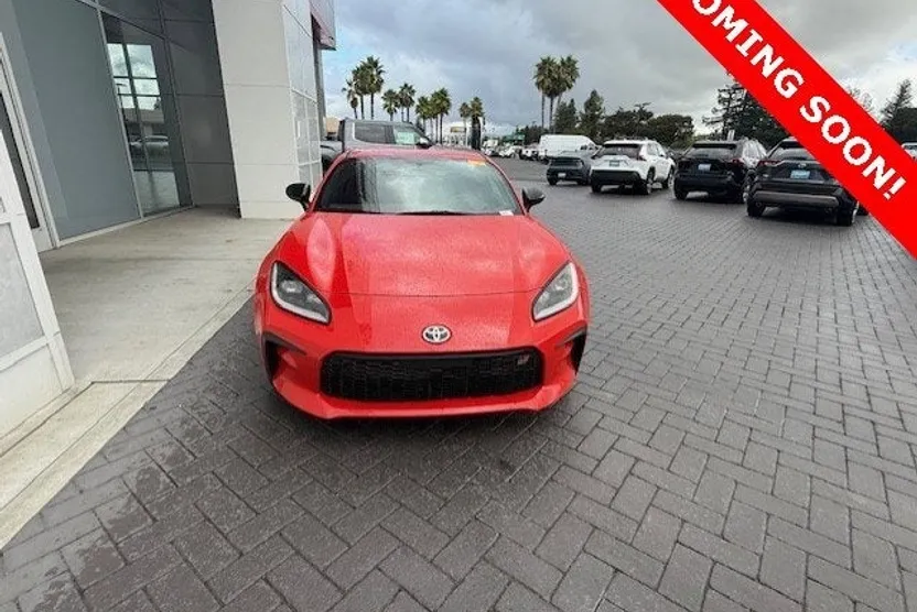 2023 Toyota GR86 Premium photo 1
