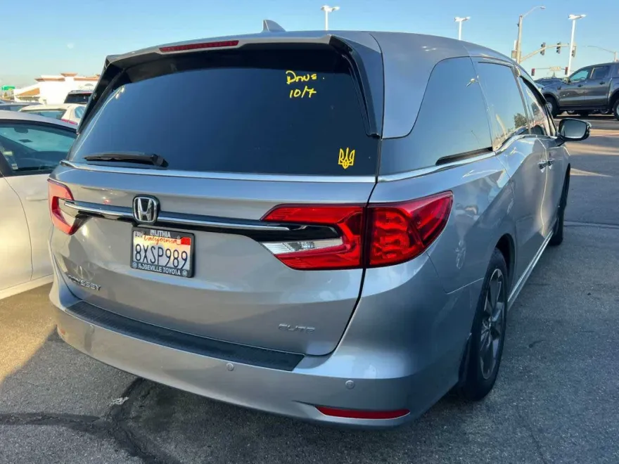 2022 Honda Odyssey Elite photo 1