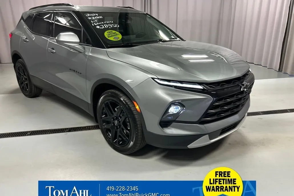 2024 Chevrolet Blazer 2LT photo 1