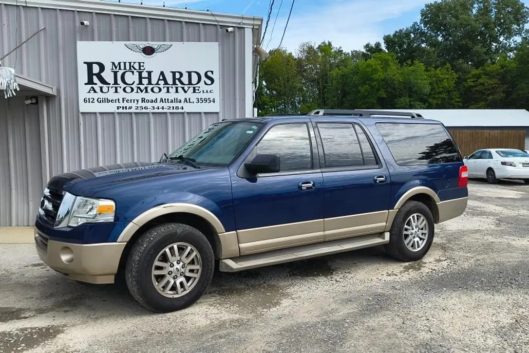 2012 Ford Expedition EL photo 1