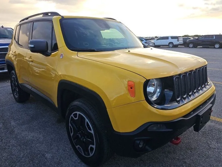 2017 Jeep Renegade Trailhawk photo 1